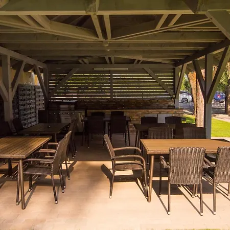 招待所 Anna Vendeghaz 3*