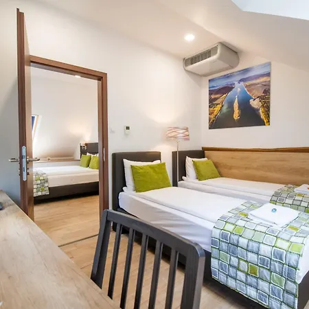 Anna Vendeghaz 招待所 维谢格拉德