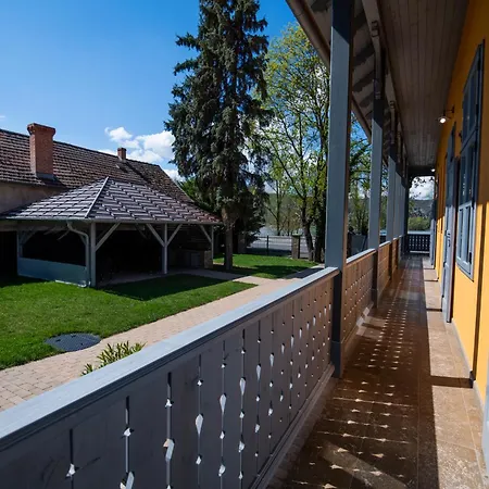 招待所 Anna Vendeghaz