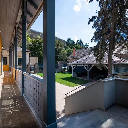 招待所 Anna Vendeghaz 3*