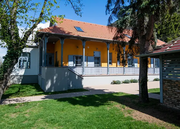 Anna Vendeghaz Guest house